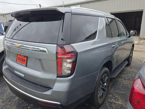 Used 2024 Chevrolet Tahoe LS AWD/4WD image 2