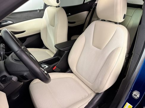 Used 2021 Buick Encore GX Select image 20