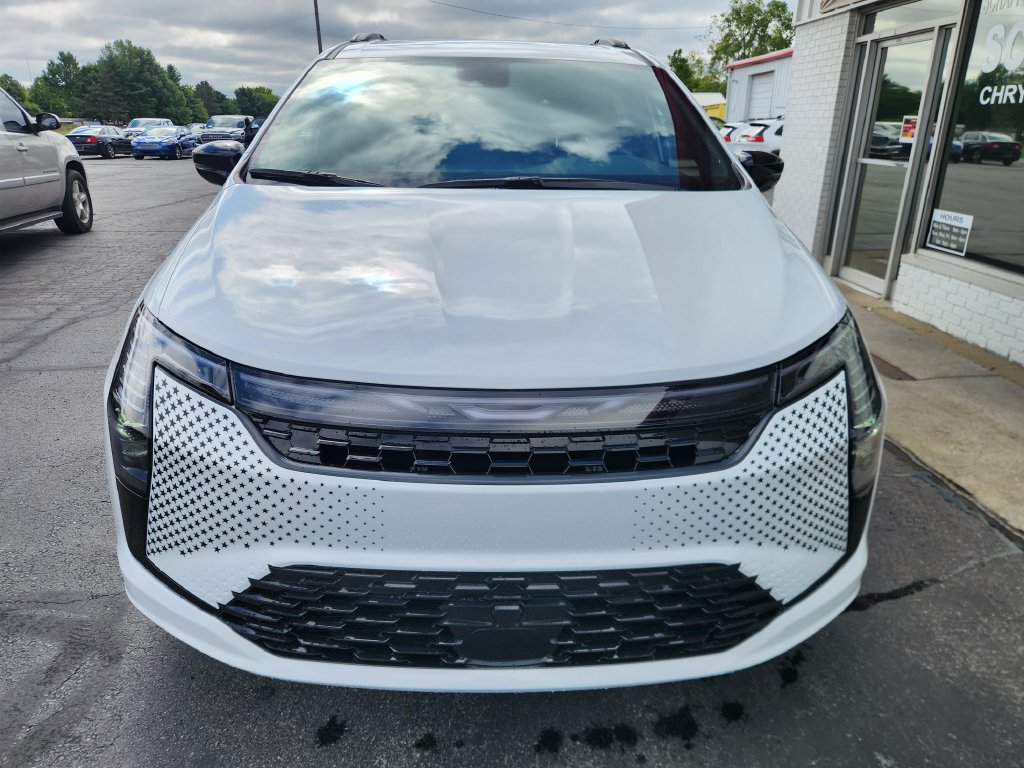 New 2027 Chrysler Pacifica Select FWD image 9