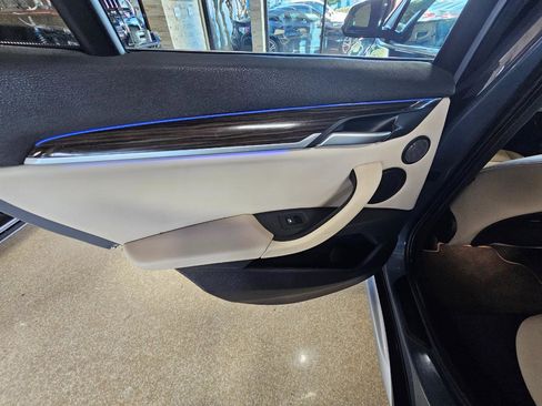 Used 2021 BMW X1 xDrive28i w/ Premium Package image 19