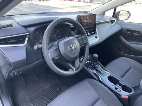 Used 2023 Toyota Corolla LE image 12