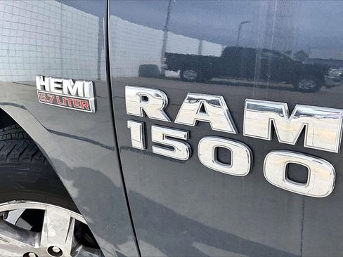 Used 2017 RAM 1500 Express image 9