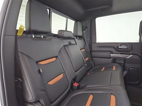 Used 2023 GMC Sierra 2500 AT4 w/ AT4 Premium Plus Package image 34