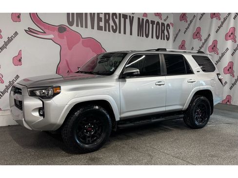 Used 2023 Toyota 4Runner SR5 Premium w/ Moonroof Package RWD image 7