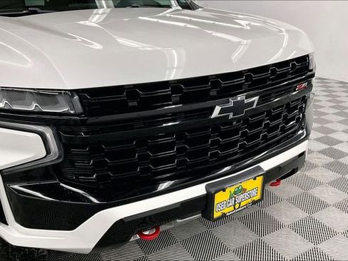 Used 2023 Chevrolet Suburban Z71 w/ Z71 Off-Road Package image 31