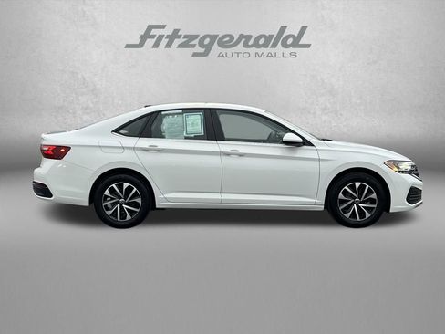 Used 2024 Volkswagen Jetta S image 3