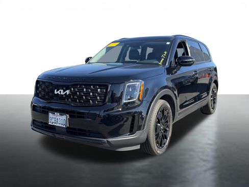 Certified 2022 Kia Telluride EX w/ EX Premium Package AWD/4WD image 4