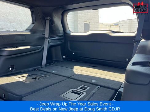 New 2025 Jeep Grand Cherokee L Laredo w/ Trailer Tow Package image 27