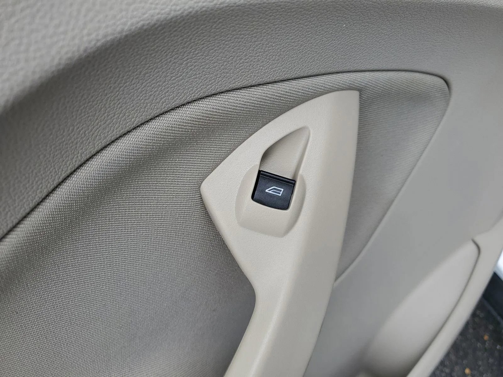 Used 2013 Ford Escape SE AWD/4WD image 13