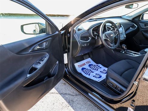 Used 2024 Chevrolet Malibu LT image 24