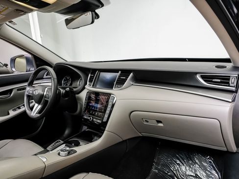 Used 2023 INFINITI QX50 Luxe image 17