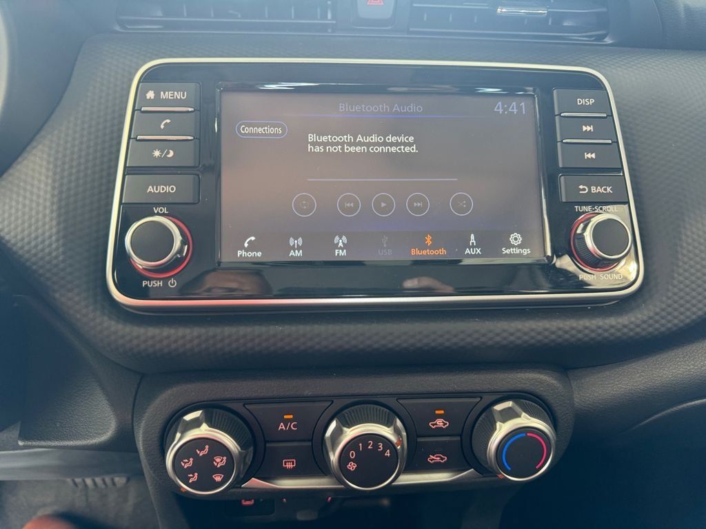 Used 2025 Nissan Kicks Play S FWD image 11