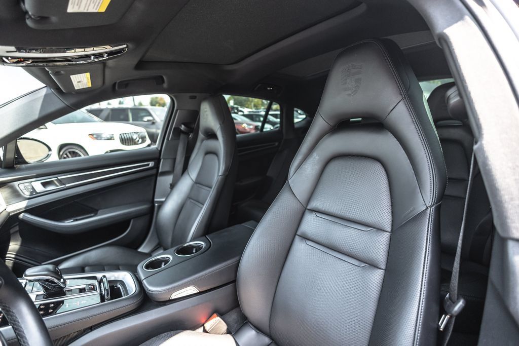 Used 2023 Porsche Panamera 4 Platinum Edition AWD/4WD image 22