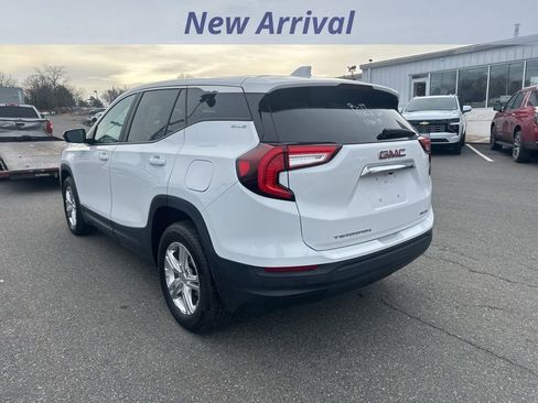 Certified 2024 GMC Terrain SLE image 4