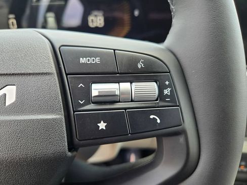 New 2026 Kia Sportage EX FWD image 12