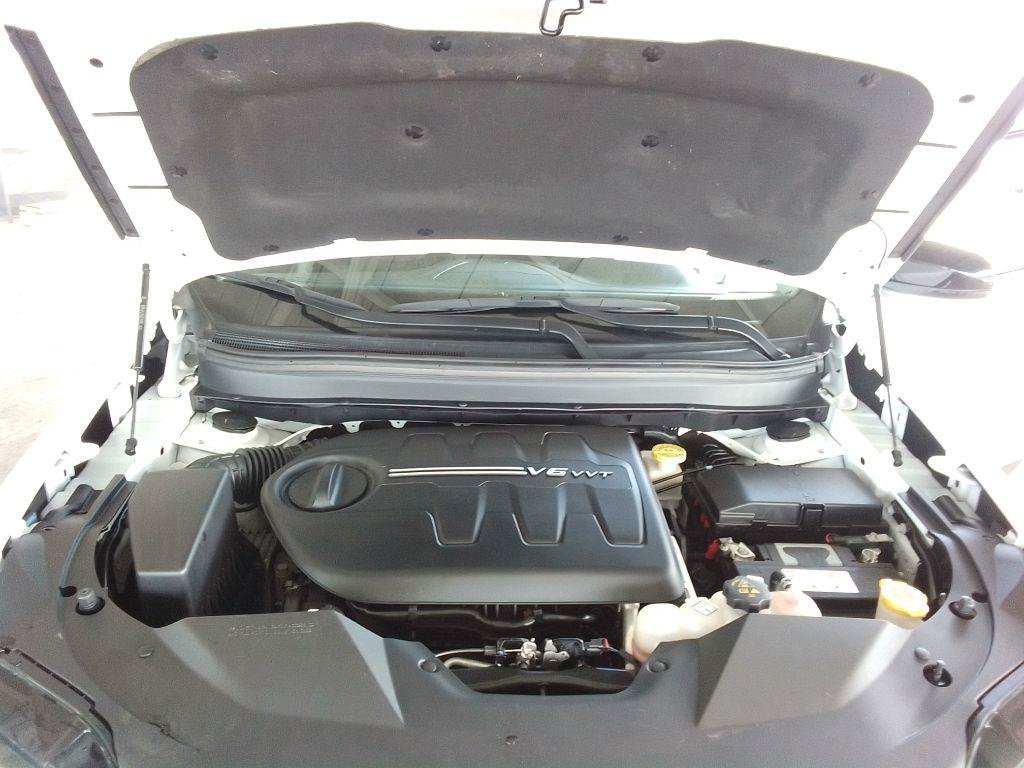 Used 2022 Jeep Cherokee Latitude w/ Sun & Sound Group AWD/4WD image 24
