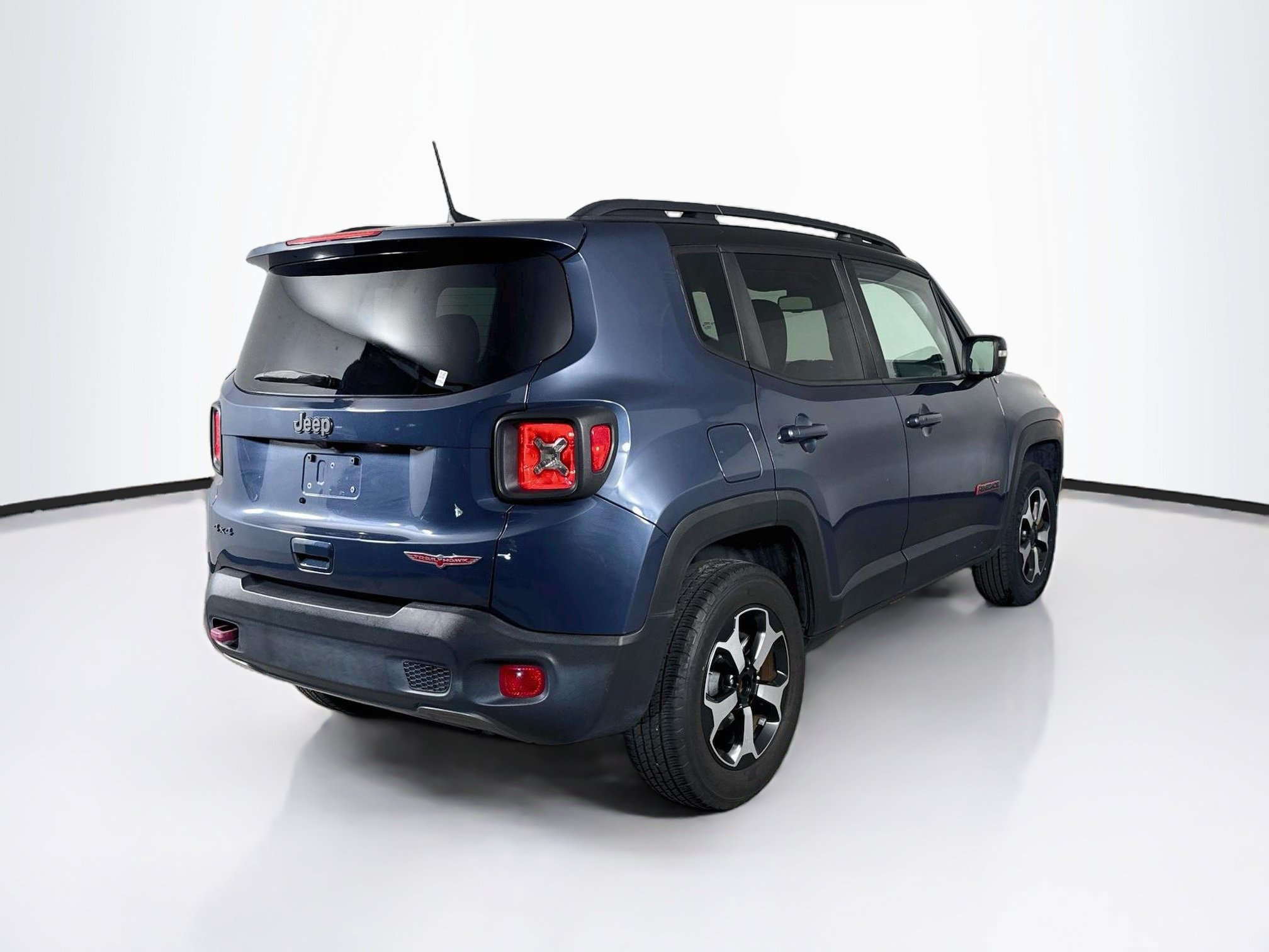 Used 2022 Jeep Renegade Trailhawk AWD/4WD image 32