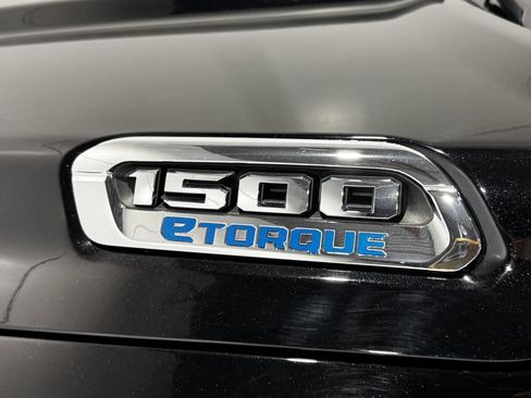 Used 2022 RAM 1500 Big Horn AWD/4WD image 32