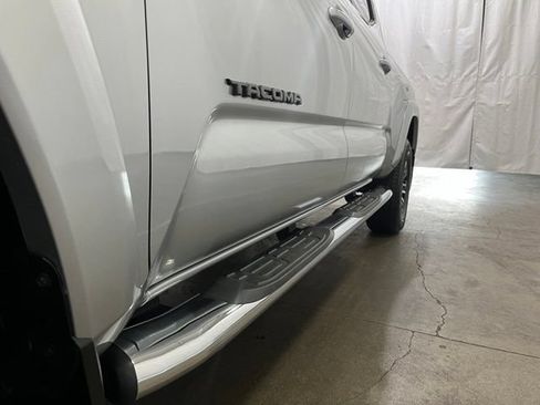 Certified 2022 Toyota Tacoma TRD Sport w/ Black Out Package (TMS) AWD/4WD image 23
