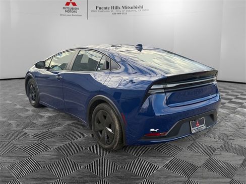 Used 2024 Toyota Prius Prime XSE Premium image 7