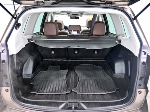 Used 2017 Subaru Forester 2.0XT Touring AWD/4WD image 40