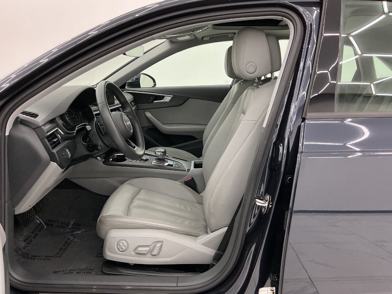 Used 2018 Audi A4 2.0T Premium AWD/4WD image 14
