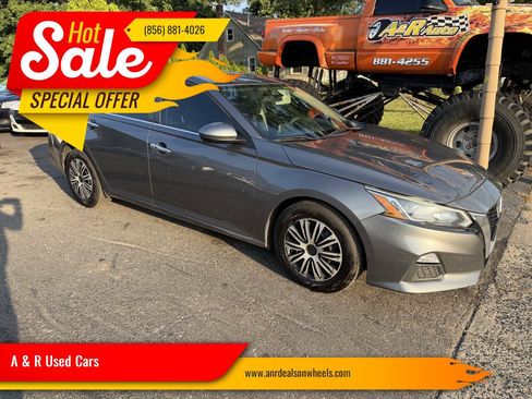Used 2020 Nissan Altima 2.5 S FWD image 1