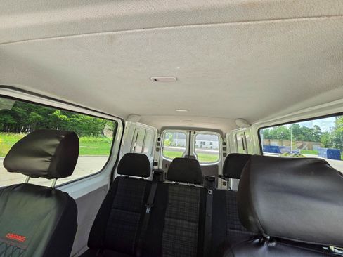 Used 2017 Mercedes-Benz Sprinter 2500 image 23