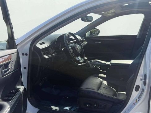 Used 2016 Lexus ES 350 w/ Navigation System Package FWD image 11