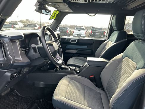 Used 2023 Ford Bronco Outer Banks image 20