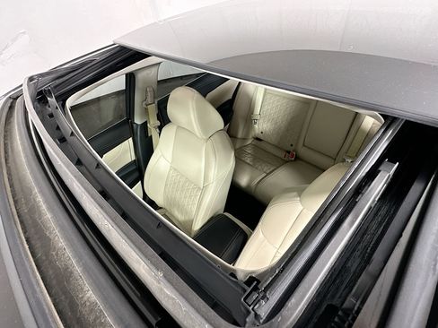 Used 2021 Nissan Maxima Platinum image 21