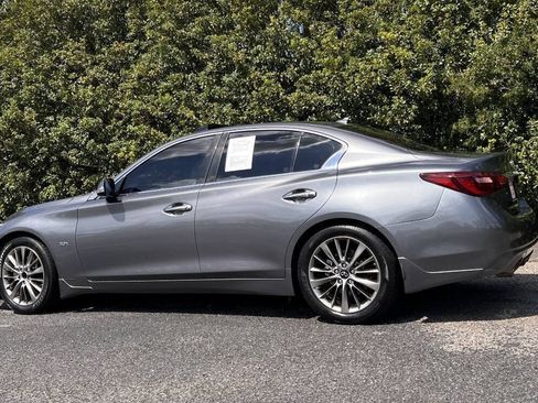Used 2019 INFINITI Q50 Luxe w/ Essential Package (3.0T Luxe) RWD image 5