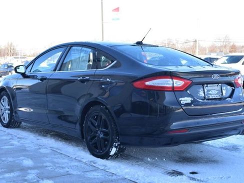 Used 2014 Ford Fusion SE image 10