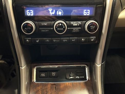 Used 2020 Subaru Ascent Touring image 22