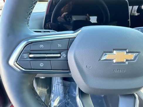 New 2026 Chevrolet Equinox LT image 16