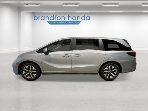 New 2026 Honda Odyssey EX-L image 2