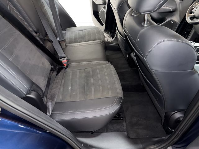 Used 2025 Mitsubishi Outlander SE FWD image 16