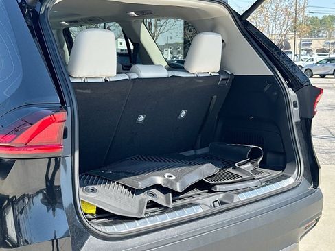 Used 2025 Toyota Grand Highlander Limited image 34