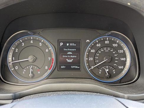 Used 2020 Hyundai Kona SE w/ Cargo Package FWD image 11