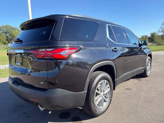 Used 2022 Chevrolet Traverse LT w/ LPO, Cargo Package AWD/4WD image 7