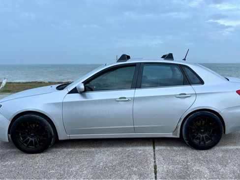 Used 2011 Subaru Impreza 2.5i Premium w/ PWR Moonroof Value Pkg image 8