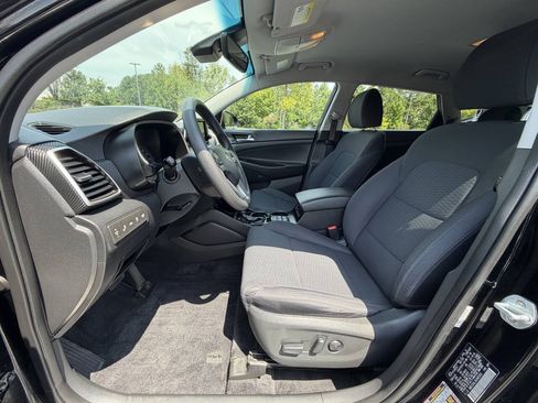 Used 2019 Hyundai Tucson Sport FWD image 13