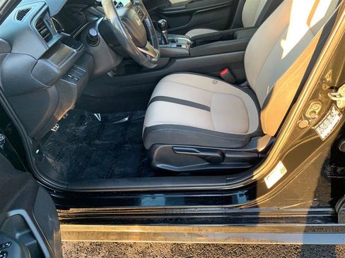 Used 2018 Honda Civic Sport image 40