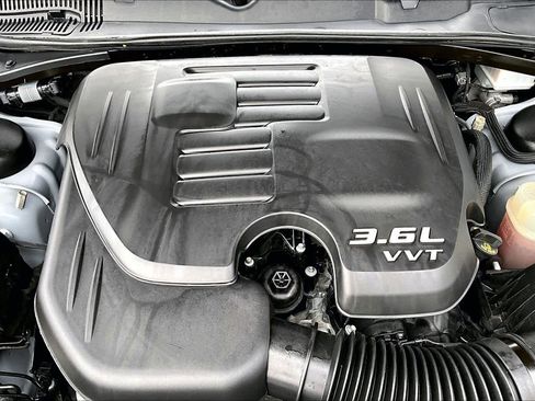 Used 2022 Dodge Challenger SXT w/ Blacktop Package image 32