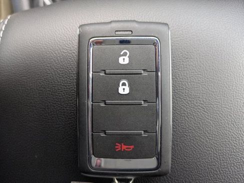 New 2026 Jeep Grand Cherokee L Laredo RWD image 28