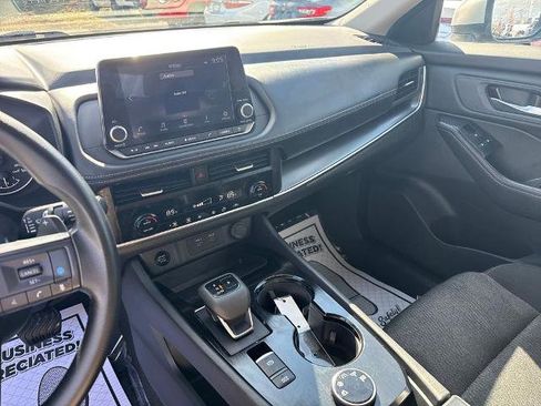 Certified 2024 Nissan Rogue SV AWD/4WD image 26