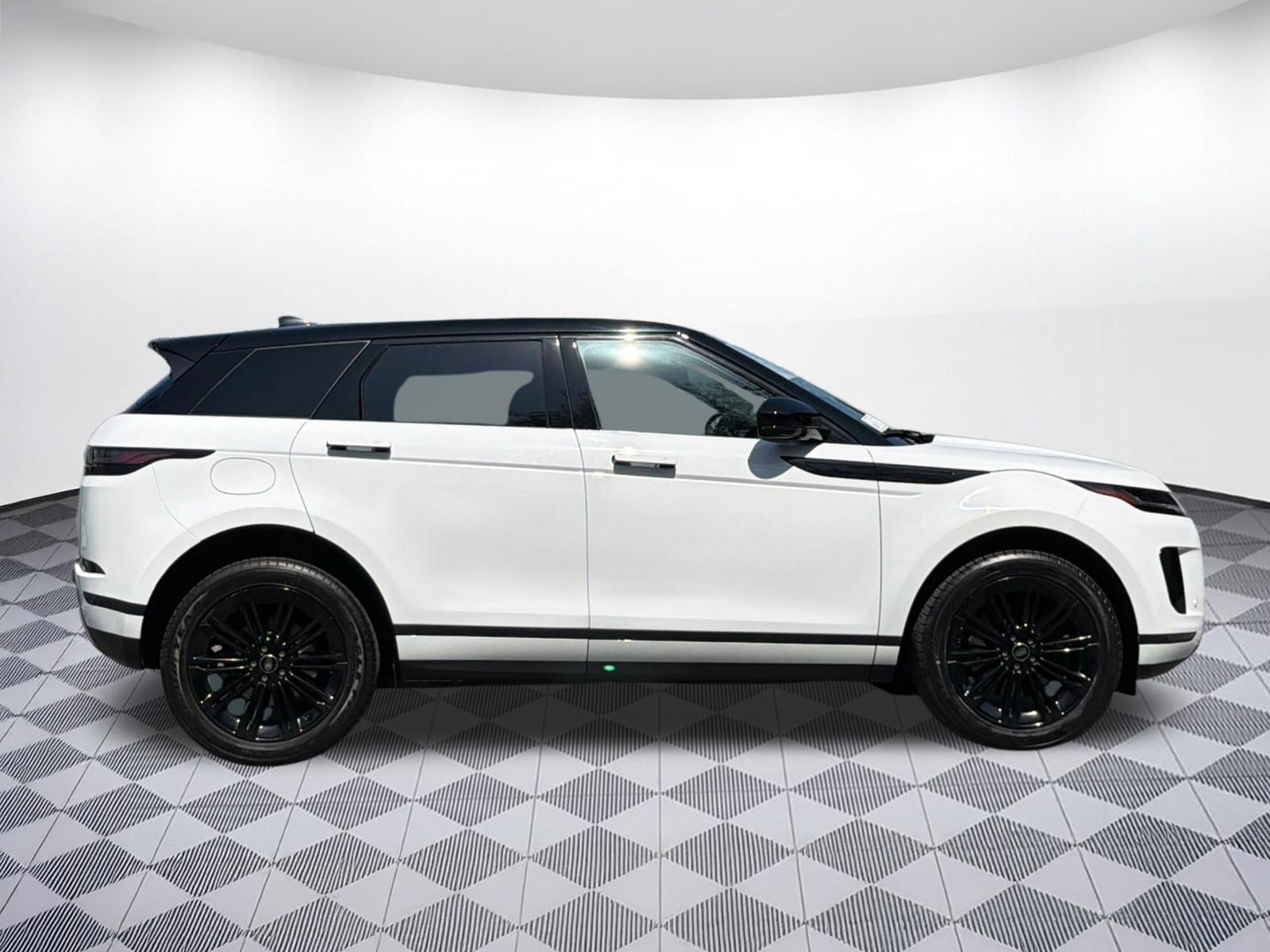 Used 2024 Land Rover Range Rover Evoque S AWD/4WD image 8