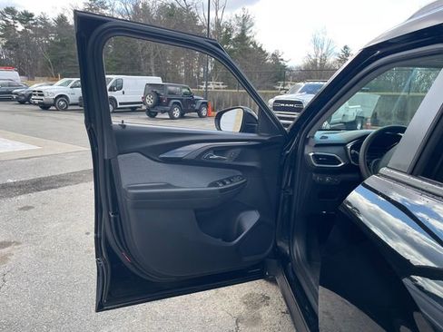 Used 2022 Chevrolet TrailBlazer LT w/ Convenience Package image 26