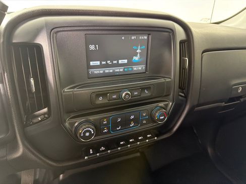 Used 2019 Chevrolet Silverado 2500 W/T w/ WT Convenience Package RWD image 16