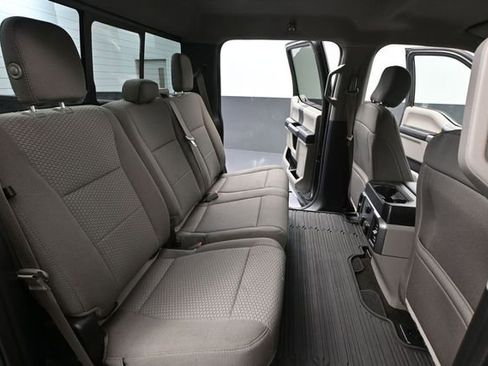 Used 2019 Ford F150 XLT w/ Equipment Group 302A Luxury AWD/4WD image 44